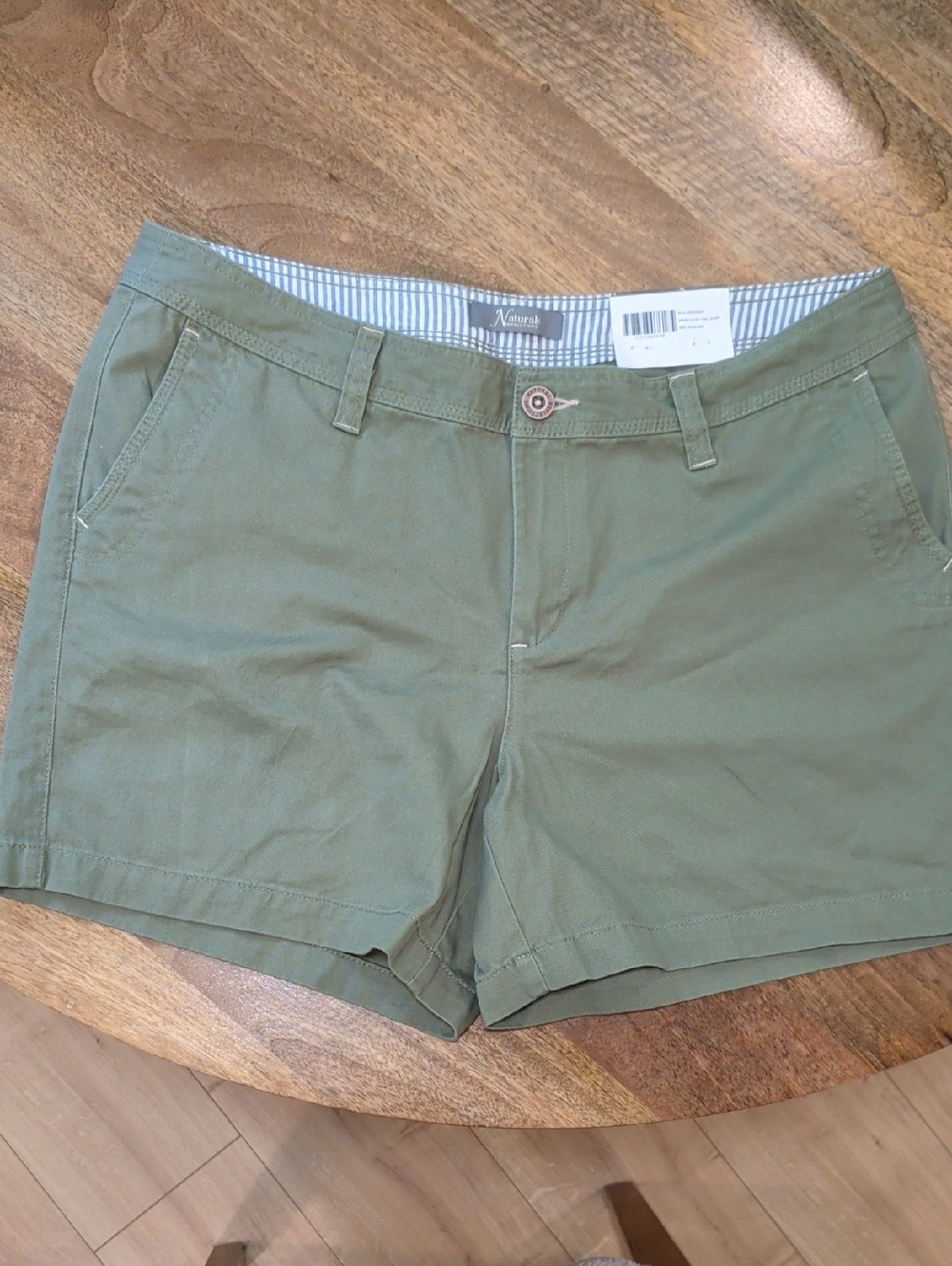 Casual Olive Women’s Chino Shorts -